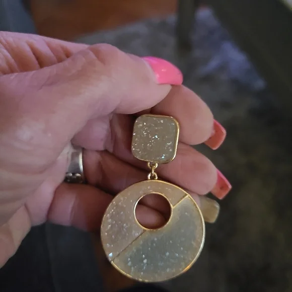 Earrings - Picture 3 of 3